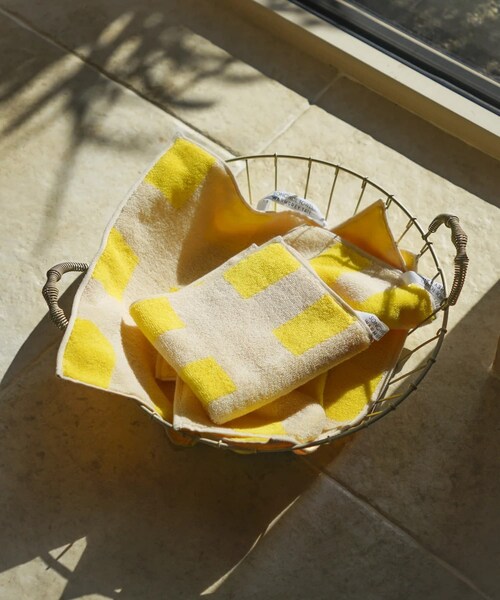 URBAN RESEARCH(アーバンリサーチ)の「WARMGREYTAIL BUILDING HANDTOWEL(タオル・メンズ・7AM/BLUESKY/SUNSET・-)」の7枚目の写真
