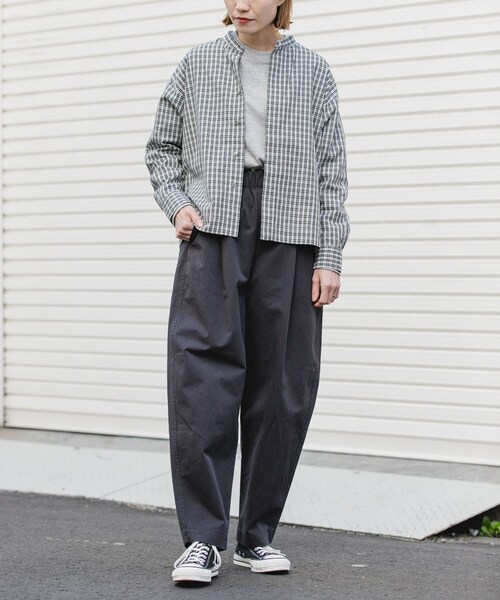 URBAN RESEARCH DOORS(アーバンリサーチドアーズ)の「FORK&SPOON ギボシコクーンロングスリーブシャツ(シャツ/ブラウス・レディース・OFF/BLACK CHK/BLUE ST・1)」の20枚目の写真