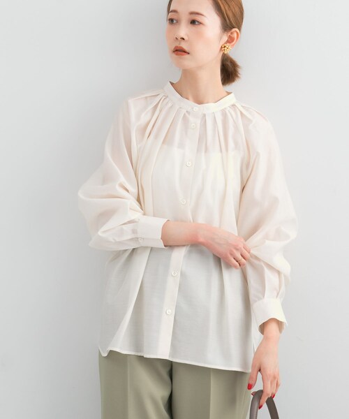 URBAN RESEARCH ROSSO（アーバンリサーチロッソ）の「ランダムタックセミシアーブラウス（シャツ/ブラウス・レディース・off/light pink/charcoal・FREE）」の9枚目の写真