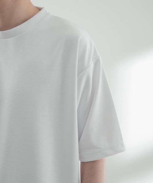 ITEMS URBANRESEARCH(アイテムズ アーバンリサーチ)の「『UR TECH ひやサラクール』 ライトポンチ トップス(Tシャツ/カットソー・メンズ・BLU/OFF/BLK/GREIGE/GRN・S/M/L/XL)」の20枚目の写真