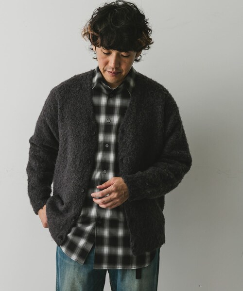 URBAN RESEARCH DOORS（アーバンリサーチドアーズ）の「MIXカラー ヘアリーニットカーディガン（カーディガン/ボレロ・メンズ・BLUE/BROWN/CHARCOAL・M/L）」の8枚目の写真