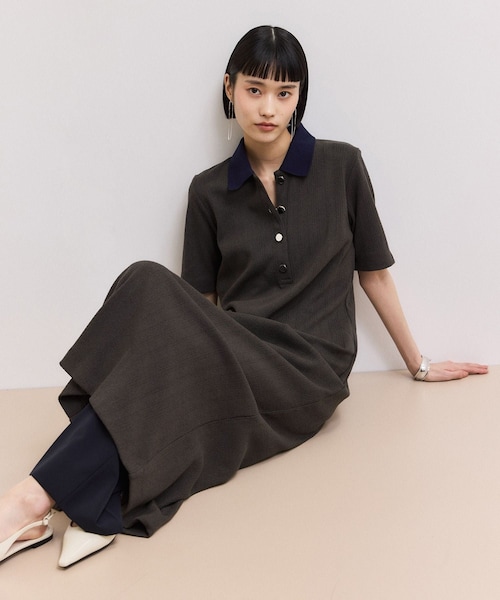 ADAM ET ROPE'(アダムエロペ)の「【WEB限定】ハーフスリーブポロシャツワンピース(ワンピース・レディース・ブラック/チャコール/ネイビー系/レッド・M/S)」の4枚目の写真