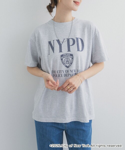 URBAN RESEARCH DOORS（アーバンリサーチドアーズ）の「『別注』GOOD ROCK SPEED×DOOS　NYC NYPD T-SHIRTS（Tシャツ/カットソー・レディース・ホワイト/ブラック/アッシュ/イエロー・One）」の22枚目の写真