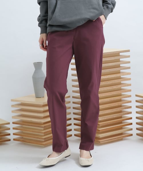 SENSE OF PLACE by URBAN RESEARCH(センスオブプレイスバイアーバンリサーチ)の「ストレッチスリムテーパードパンツ(その他パンツ・レディース・L.KHAKI/IVORY/BLACK/BURGUNDY・XS/S/M/L)」の4枚目の写真