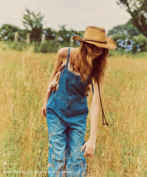 VIS(ビス)の「【Coca-Cola】VIS別注エンブロイダリーサロペット(サロペット/オーバーオール・レディース・ブルー系/ピンク・F)」の7枚目の写真