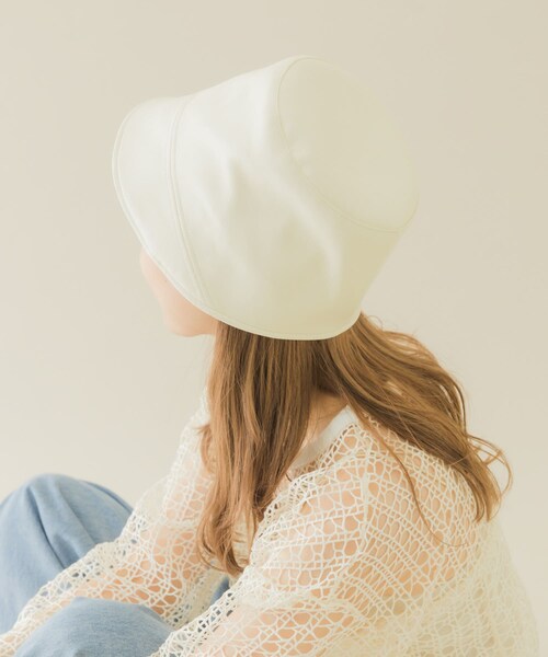 SMELLY（スメリー）の「フロントラインフェイクレザーハット（ハット・レディース・BLK/IVO・-）」の4枚目の写真