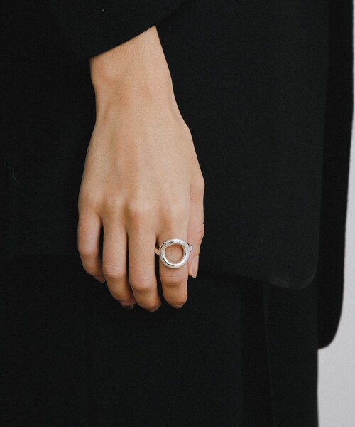 URBAN RESEARCH(アーバンリサーチ)の「decor『デコール』 Circle ring(リング・レディース・Silver・one)」の4枚目の写真