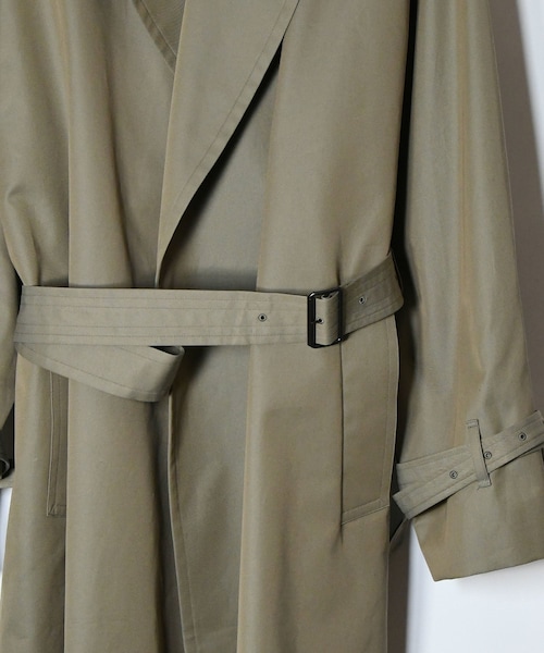 ADAM ET ROPE'(アダムエロペ)の「【blurhms】Gabardine Double Belt Trench Coat(トレンチコート・メンズ・オリーブ・2/3)」の11枚目の写真