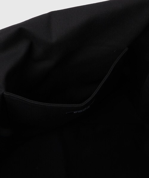 ADAM ET ROPE'（アダムエロペ）の「【CODA/コーダ】BLACK CANVAS WASHED DISTRESSED CROSS OVER BAG（ショルダーバッグ・メンズ・ブラック・F）」の9枚目の写真