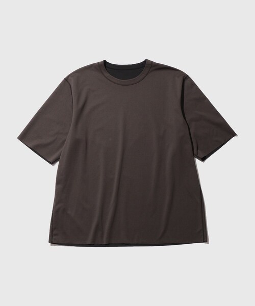 ADAM ET ROPE'(アダムエロペ)の「26SS ハイゲージシャンブレーリバーシブルTEE(Tシャツ/カットソー・メンズ・ブラック/ダークブラウン/ベージュ系/ネイビー・L/M)」の18枚目の写真