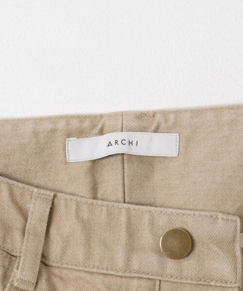 URBAN RESEARCH DOORS(アーバンリサーチドアーズ)の「ARCHI 14OZ DENIM WIDE PANTS(デニムパンツ・レディース・BEIGE/GRAY/BLACK・XS/S)」の16枚目の写真