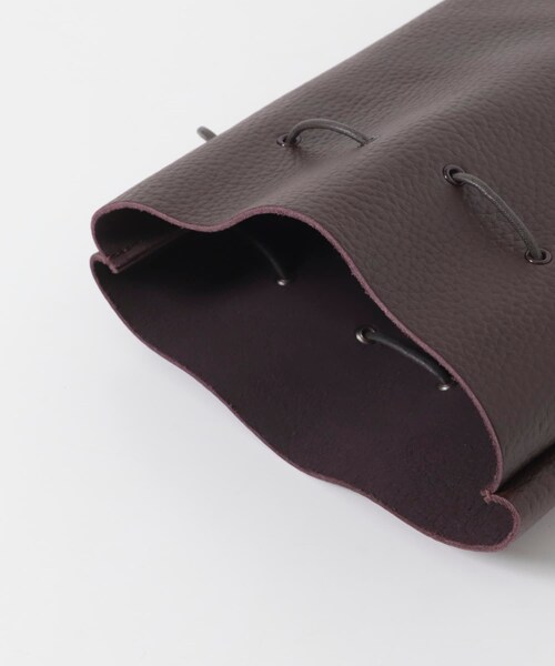 URBAN RESEARCH(アーバンリサーチ)の「Hender Scheme ZACC(ショルダーバッグ・メンズ・BLACK/TAUPE/BORDEAUX・Free)」の14枚目の写真