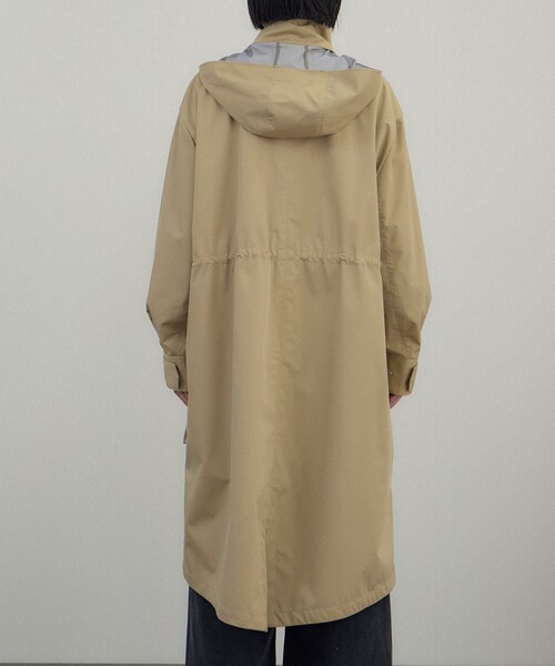 ADAM ET ROPE'（アダムエロペ）の「3レイヤーミリタリーコート / KAJIF（ミリタリージャケット・レディース・ブラック/ベージュ・F）」の17枚目の写真