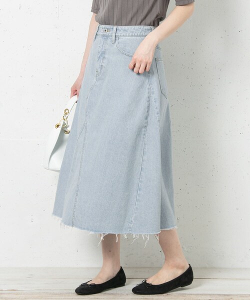 URBAN RESEARCH Sonny Label（アーバンリサーチサニーレーベル）の「リメイク風フレアデニムスカート（デニムスカート・レディース・インディゴ/ライトインディゴ・36/38）」の20枚目の写真