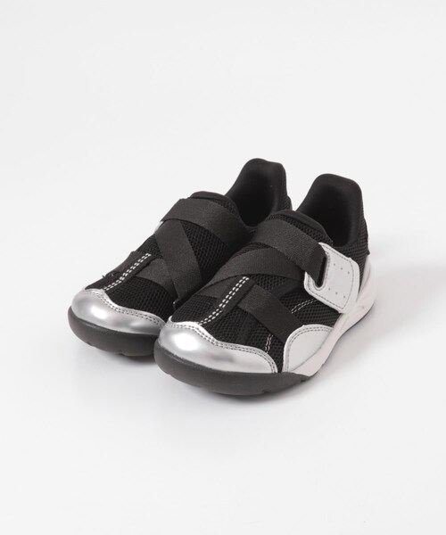 URBAN RESEARCH DOORS（アーバンリサーチドアーズ）の「IFME　K キネティックベルトシューズ(KIDS)（シューズ小物/雑貨・キッズ・WHITE/BLACK・17/18/19）」の9枚目の写真
