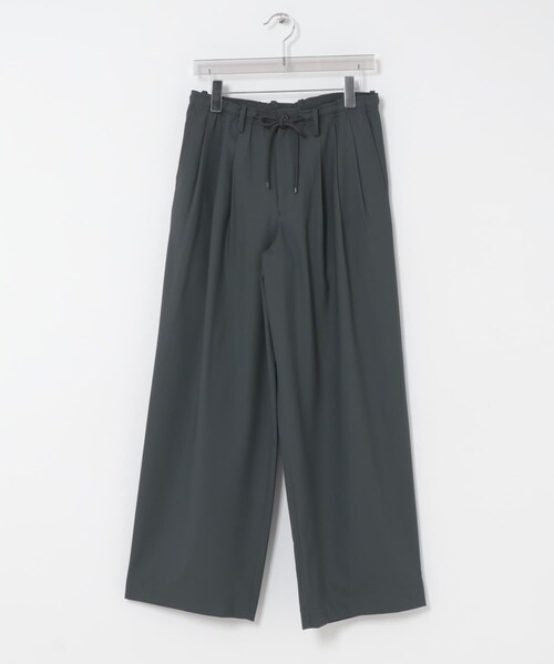 URBAN RESEARCH（アーバンリサーチ）の「MARKAWARE　TRIPLE PLEATED EASY TR（その他パンツ・メンズ・BEIGE/CHARCOAL/BLACK・1/2）」の11枚目の写真
