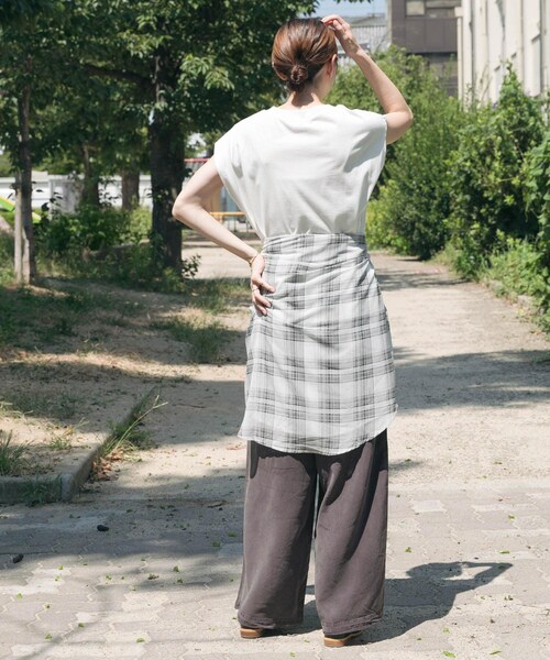 ITEMS URBANRESEARCH(アイテムズ アーバンリサーチ)の「クルーネックノースリTシャツ(Tシャツ/カットソー・レディース・L.GREGE/WHT/CHA/P.BLU・FREE)」の10枚目の写真
