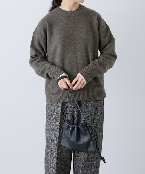 かぐれ（カグレ）の「TICCA　ヤククルーネックプルオーバー（ニット/セーター・レディース・ivory/light blue/grey・FREE）」の2枚目の写真