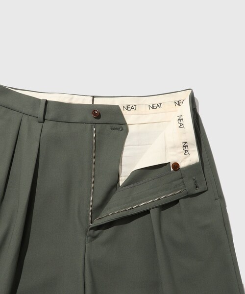 ADAM ET ROPE'（アダムエロペ）の「【NEAT/ニート】NEAT Chino Shorts（チノパンツ・メンズ・ブラック/カーキ・44/46）」の11枚目の写真
