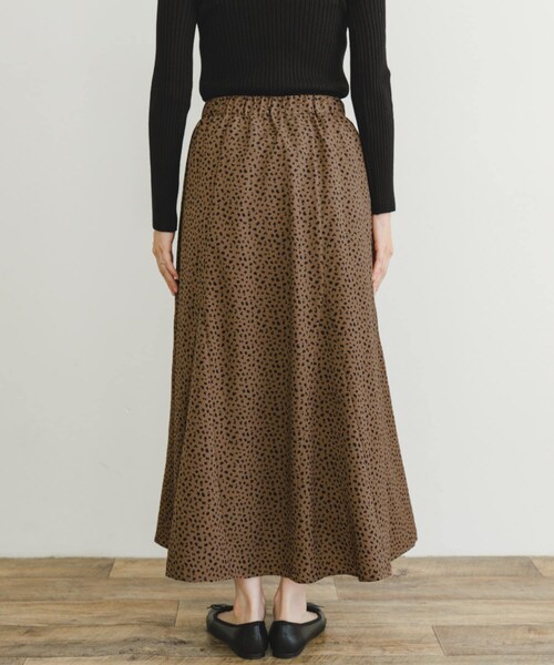 ITEMS URBANRESEARCH（アイテムズ アーバンリサーチ）の「ガラロングスカート（スカート・レディース・BLK/BRN・FREE）」の18枚目の写真