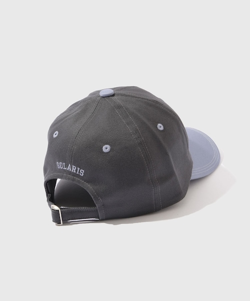 ADAM ET ROPE'（アダムエロペ）の「【SOLARIS&CO./ソラリスアンドコー】FOOTBALL CURVED VISOR CAP（キャップ・メンズ・チャコール・F）」の5枚目の写真