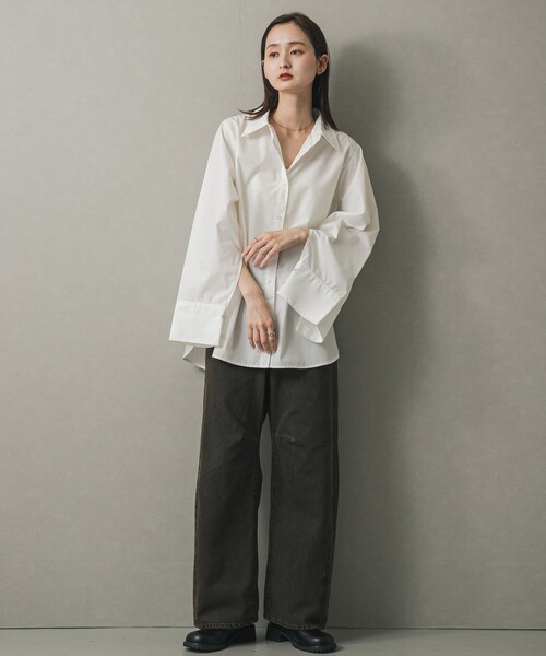 SENSE OF PLACE by URBAN RESEARCH（センスオブプレイスバイアーバンリサーチ）の「スリットスリーブルーズシャツ（シャツ/ブラウス・レディース・IVORY/L.BLUE/BLU×WHT/BRN×BEG・one）」の9枚目の写真