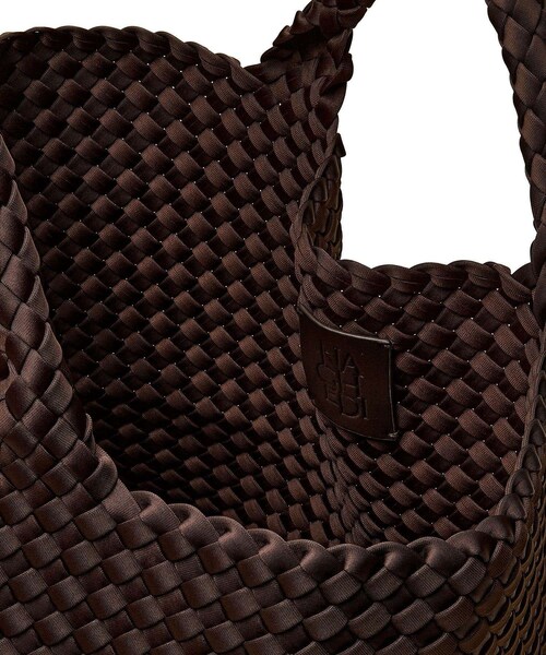 ADAM ET ROPE'(アダムエロペ)の「【NAGHEDI(ナゲディ)】ST BARTHS medium TOTE(core)(トートバッグ・レディース・ダークブラウン/ライトグレー/キャメル・F)」の15枚目の写真