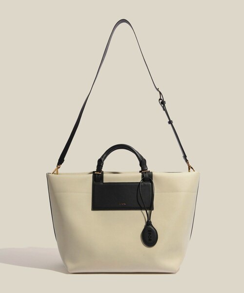 ROPE'（ロペ）の「【E'POR】【A4/PC対応・撥水加工・軽量】BOAT BAG Large（トートバッグ・レディース・ブラック/キナリ・F）」の9枚目の写真