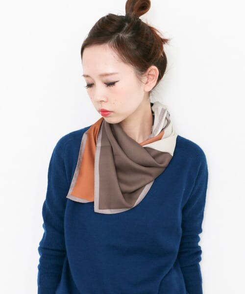 KBF（ケイビーエフ）の「カラーブロックストール（ストール/ショール・レディース・RED/BLE/ORG・One/one）」の7枚目の写真