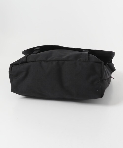 URBAN RESEARCH（アーバンリサーチ）の「OUTDOOR PRODUCTS　GOFFS（ショルダーバッグ・メンズ・BLACK・One）」の5枚目の写真