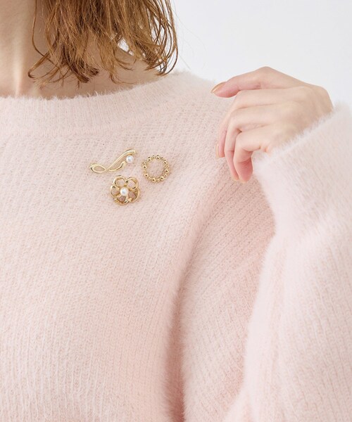 ROPE' PICNIC(ロペピクニック)の「フラワーモチーフプチブローチセット(ブローチ/コサージュ・レディース・ゴールド/シルバー・F)」の4枚目の写真