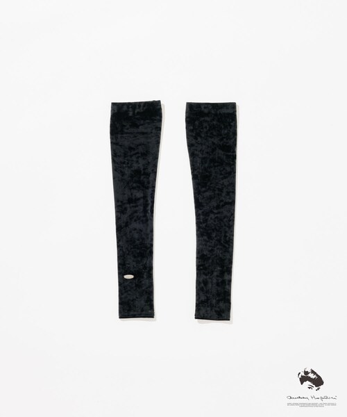 ADAM ET ROPE'（アダムエロペ）の「【AUDREY HEPBURN COLLECTION BY JUN】ベロアアームカバー（手袋・レディース・ブラック/グレー・F）」の20枚目の写真