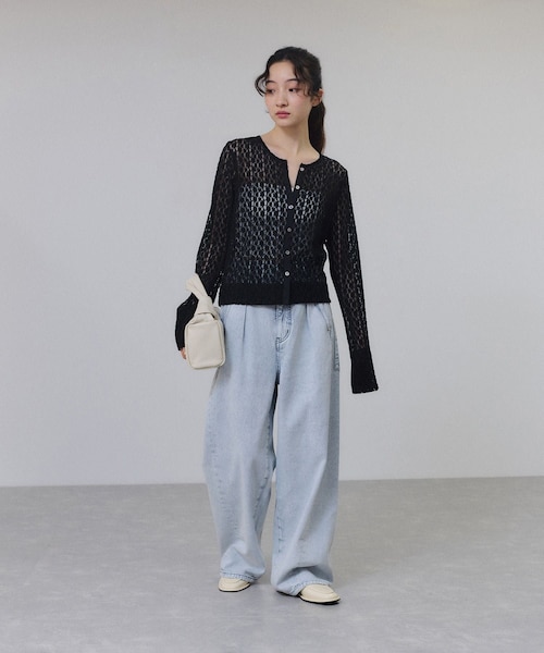 ADAM ET ROPE'(アダムエロペ)の「ミニマルデザインローファー(ローファー・レディース・ブラック/オフホワイト・23.0/23.5/24.0/24.5)」の11枚目の写真