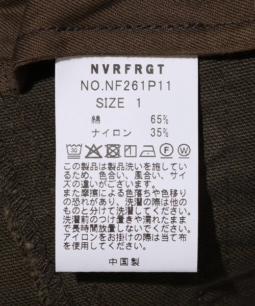 ADAM ET ROPE'(アダムエロペ)の「【NVRFRGT/ネヴァーフォーゲット】CURVED LEG DOUBLE KNEE WORK SHORT PANTS(その他パンツ・メンズ・チャコール/オリーブ・1/2)」の15枚目の写真