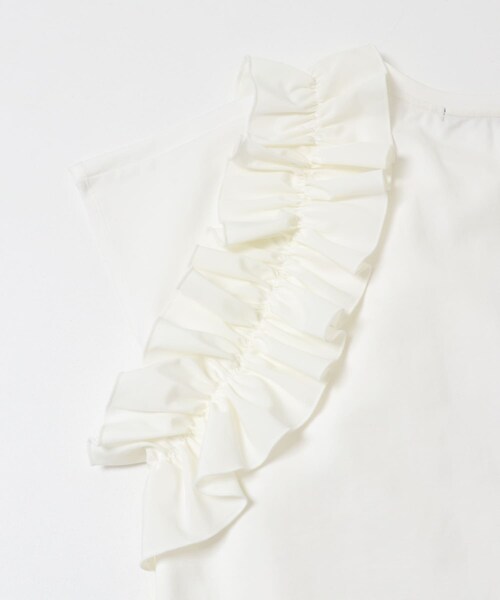 URBAN RESEARCH ROSSO（アーバンリサーチロッソ）の「フリルドッキングTEEブラウス（Tシャツ/カットソー・レディース・OFF WHITE/GRAY/BLACK・Free）」の6枚目の写真