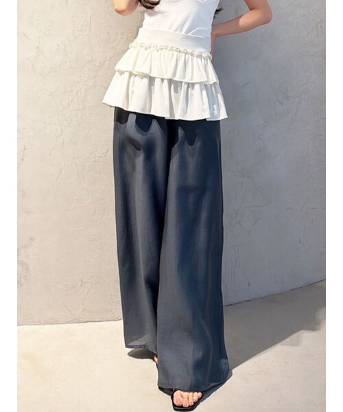 RESEXXY（リゼクシー）の「ウエストフリルシアーパンツ（その他パンツ・レディース・チャコールグレー/ブラック・F）」の2枚目の写真