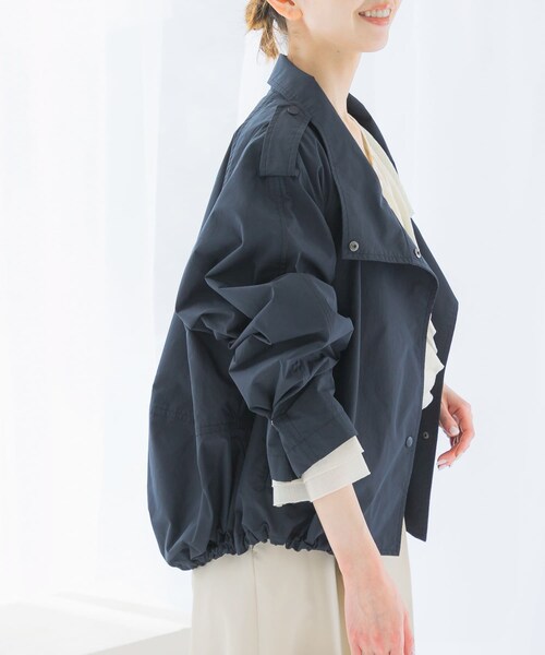 URBAN RESEARCH ROSSO（アーバンリサーチロッソ）の「『撥水』スタンドカラーショートブルゾン（ブルゾン・レディース・darknavy/ivory・FREE）」の21枚目の写真