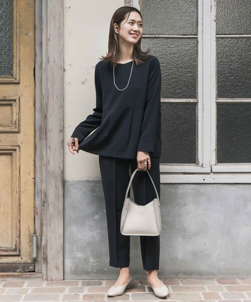URBAN RESEARCH DOORS(アーバンリサーチドアーズ)の「ペプラムトップスセットアップ(セットアップ・レディース・NAVY/BLACK・S/M)」の2枚目の写真