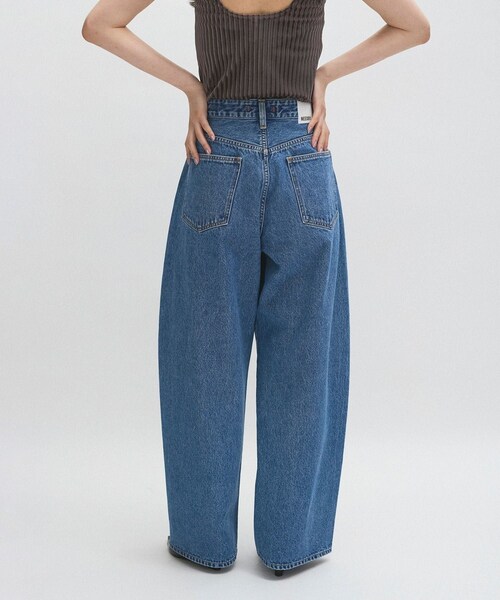 ADAM ET ROPE'(アダムエロペ)の「【NEEDBY for ADAM ET ROPE'】別注 ANGIE(デニムパンツ・レディース・ブラック/ブルー・23/24/25/26)」の10枚目の写真