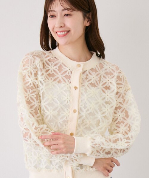 Jayro(ジャイロ)の「フラワー刺繍シアーブルゾン(ブルゾン・レディース・ブラック/ホワイト/ホワイト系・F)」の18枚目の写真
