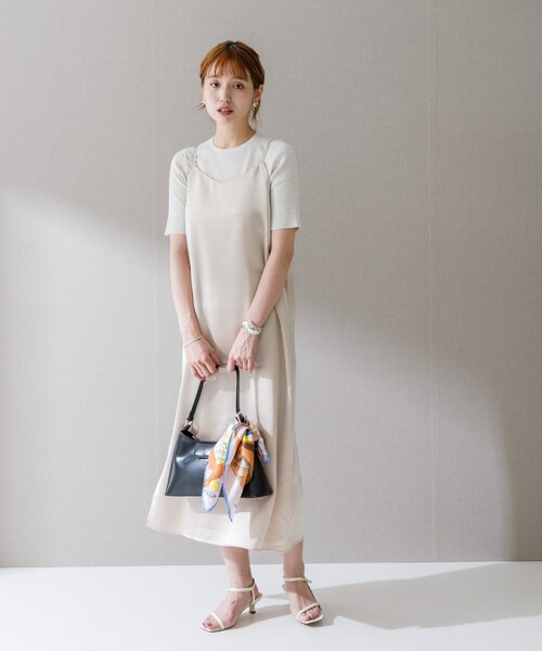 URBAN RESEARCH ROSSO（アーバンリサーチロッソ）の「サテンキャミワンピース（ワンピース・レディース・KHK.BROWN/L.BEIGE/BLUEGRAY・FREE）」の14枚目の写真