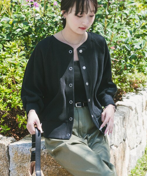 ITEMS URBANRESEARCH(アイテムズ アーバンリサーチ)の「針抜きドルマンカーディガン(カーディガン/ボレロ・レディース・L.YEL/BLK/OFF・Free)」の18枚目の写真