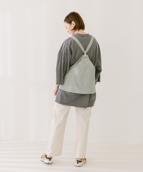 ITEMS URBANRESEARCH（アイテムズ アーバンリサーチ）の「2WAYユーティリティバッグベスト（ベスト・レディース・KHAKI/BEIGE/L.CHARCOAL・one）」の5枚目の写真