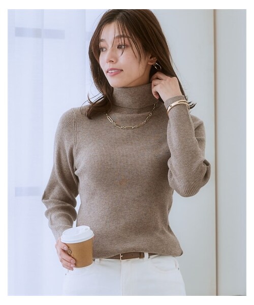 nissen（ニッセン）の「洗えるリブタートルふわもちニット（毛玉になりにくい・乾燥機ＯＫ）（ニット/セーター・レディース・グレー/青/黒/モカ・L/M/LL）」の12枚目の写真