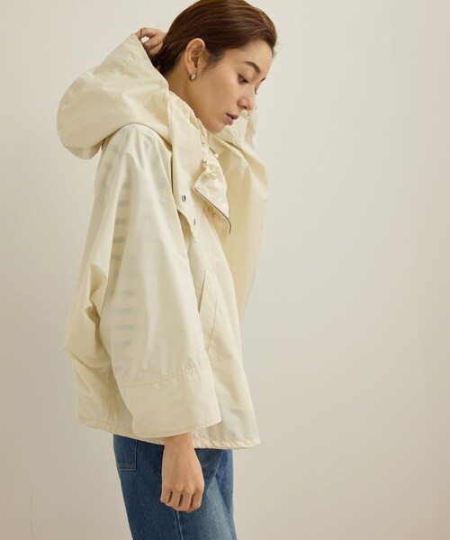 ROPE'（ロペ）の「シルク混タフタギャザーマウンテンパーカー/イージーケア（マウンテンパーカー・レディース・ブラック/オフホワイト・36/38）」の16枚目の写真