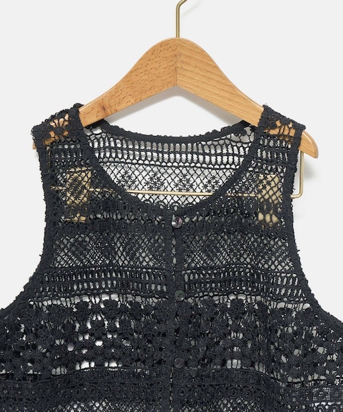 ROPE' PICNIC（ロペピクニック）の「【KIDS/キッズ】フロントボタンレースジレベスト/リンクコーデ（ベスト・キッズ・ブラック/ホワイト・L/M/S）」の18枚目の写真