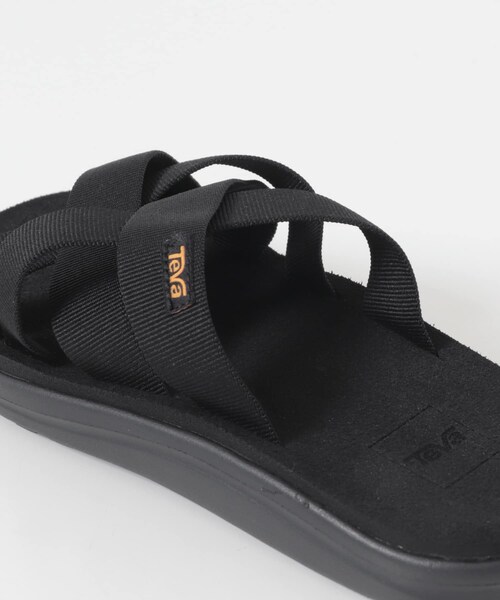 URBAN RESEARCH DOORS(アーバンリサーチドアーズ)の「Teva VOYA SLIDE(サンダル・メンズ・BLACK/NAVY・26/27/28)」の6枚目の写真