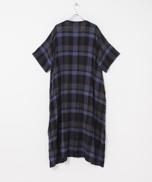 かぐれ（カグレ）の「Vlas Blomme　RAYON COTTON SHIRRING ONE-PIECE（ワンピース・レディース・BLUE・Free）」の19枚目の写真