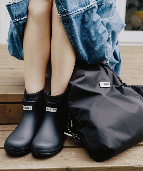 ADAM ET ROPE'(アダムエロペ)の「【HUNTER for ADAM ET ROPE'】別注 TRAVEL MULTI FUNCTION TOTE(トートバッグ・レディース・ブラック・F)」の7枚目の写真