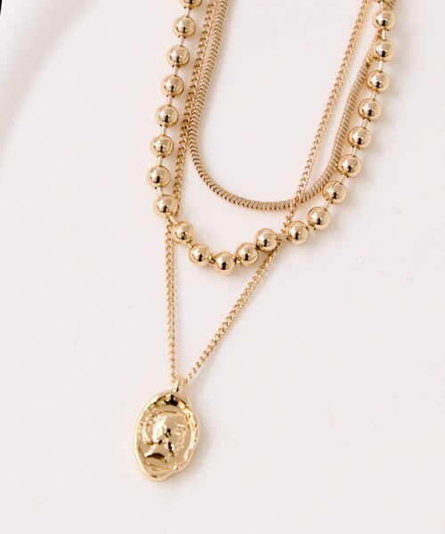 VIS（ビス）の「ダブルチェーンコインネックレス（ネックレス・レディース・ゴールド/シルバー・F）」の2枚目の写真